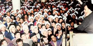 Los homafaranes desarticularon el poder militar monárquico en Irán